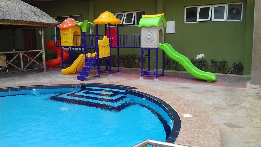 Seascape Hotel Dar es Salaam Exterior photo