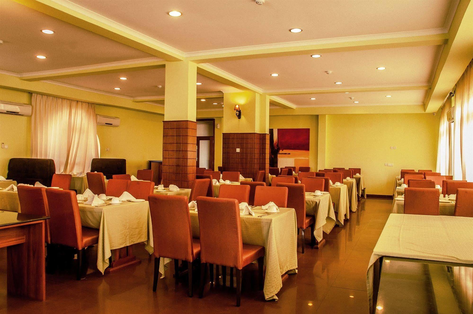 Seascape Hotel Dar es Salaam Exterior photo